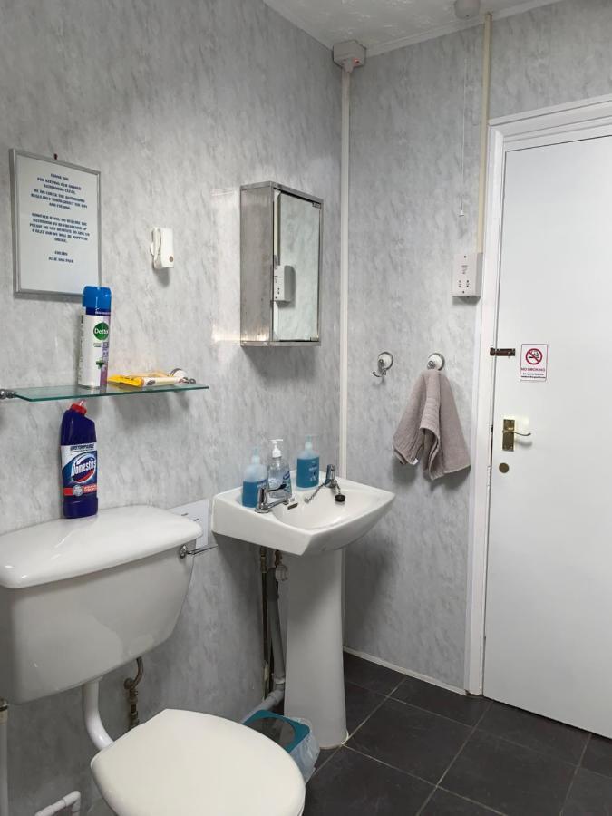 Brafferton Guest House ハートルプール エクステリア 写真